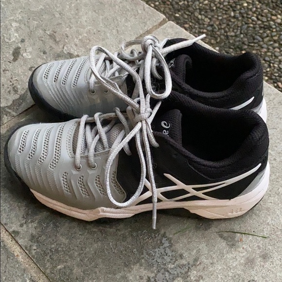 TENNIS SHOES: Asics Gel Resolution 7, size 2 - Picture 3 of 5